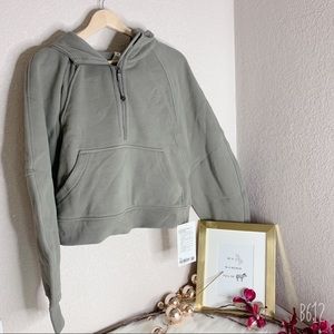 🆕 Lululemon 1/2 Zip Scuba Grey Sage • M / L
